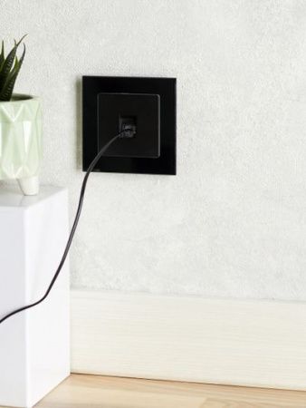 BRITE Розетка компьютерная RJ45 кат.5E РК10-БрЧ черный IEK