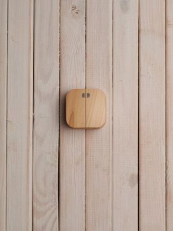 GLORY Выключатель 2-клавишный для открытой установки с индикацией 10А ВС20-2-1-ХС сосна IEK